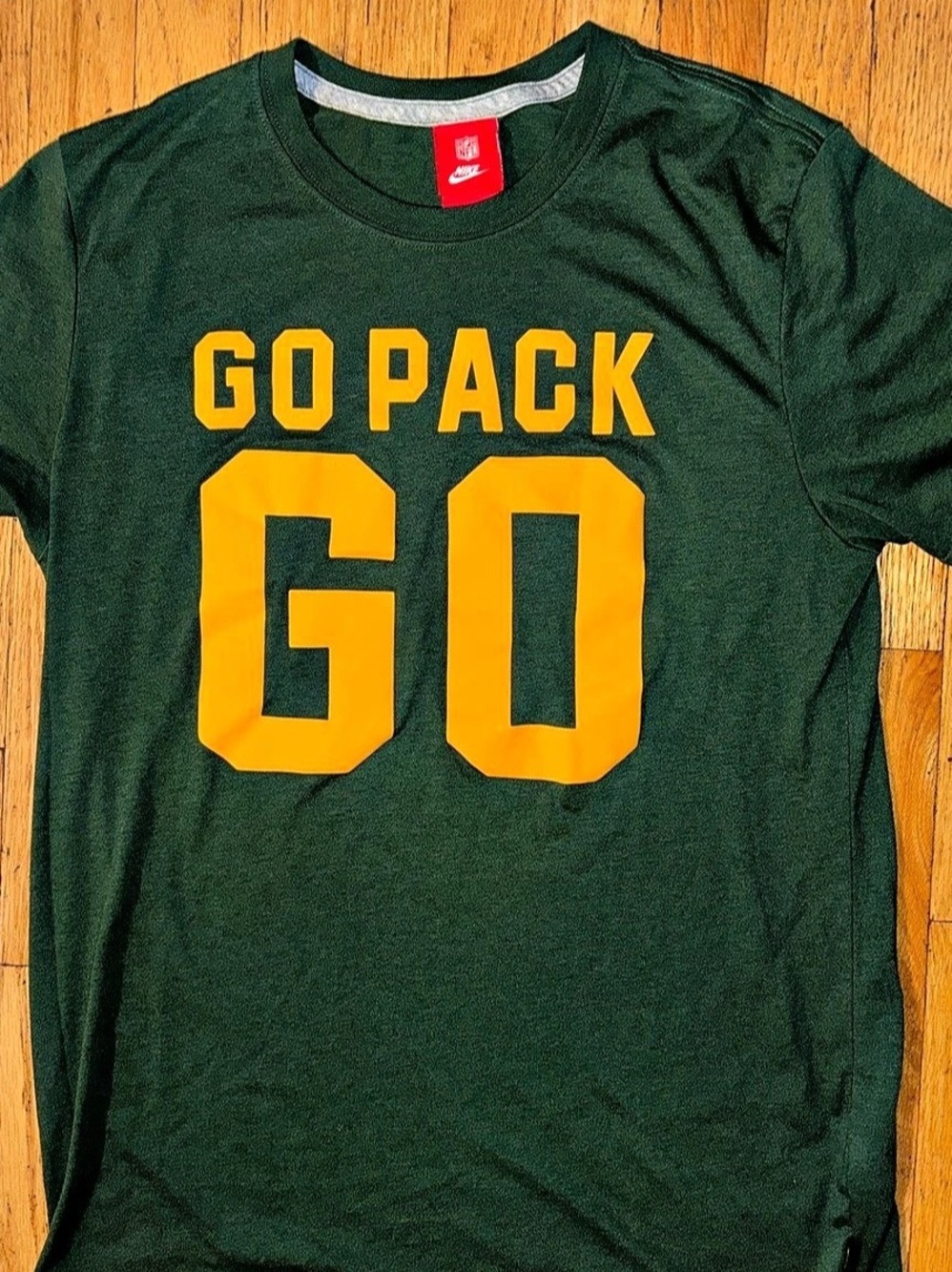 Nike Green Bay Packers NFL Officially Licensed "Go Pack Go" T-Shirt - Large
